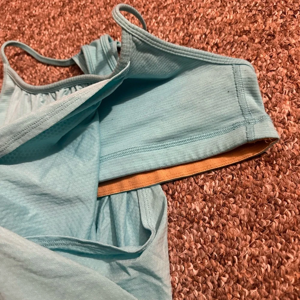 vintage blue lulu lemon tank - Picture 2 of 3